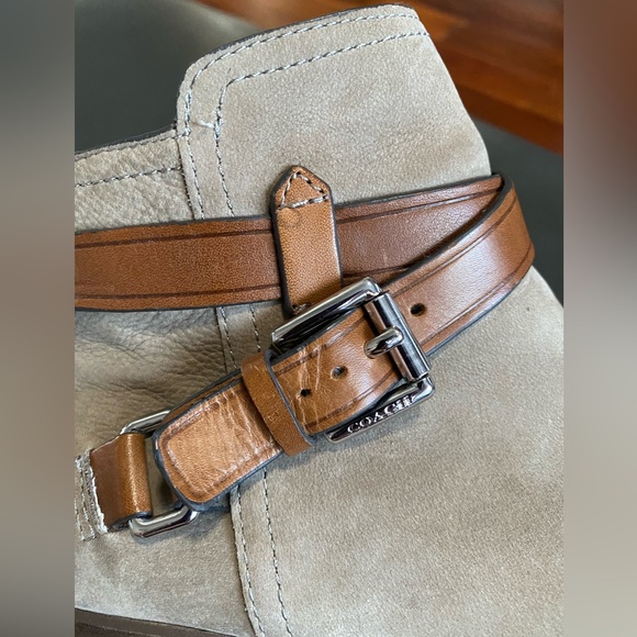 Coach Women’s Booties Block Heel Strap Ankle Boots Sz 6.5 B - Picture 4 of 16